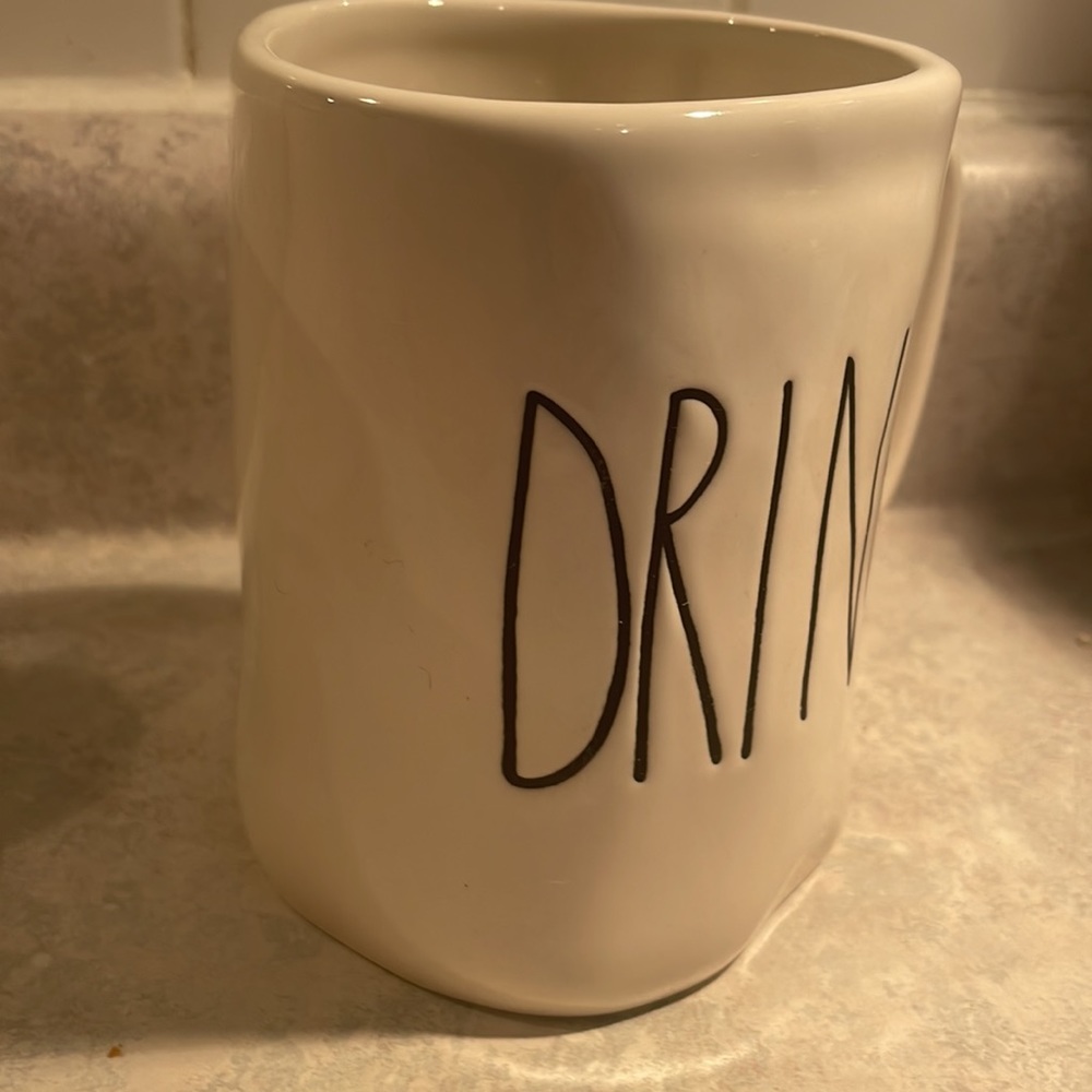 New Rae Dunn mug - Picture 2 of 6